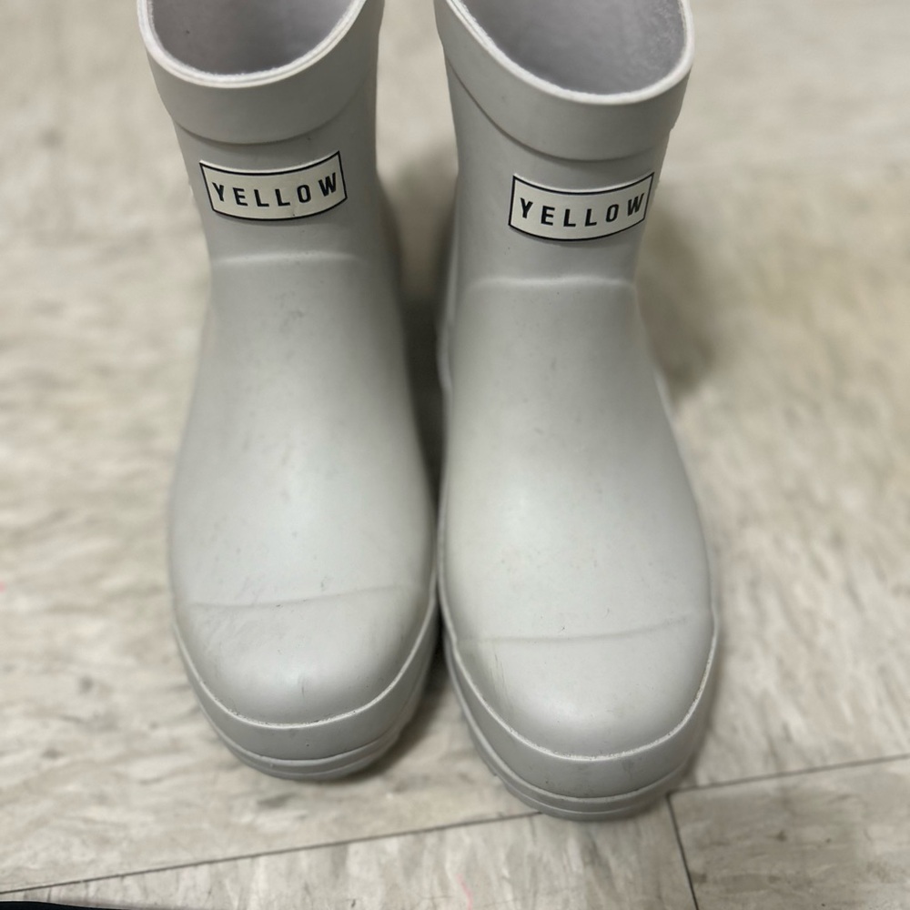 Women Gray Rain Boots